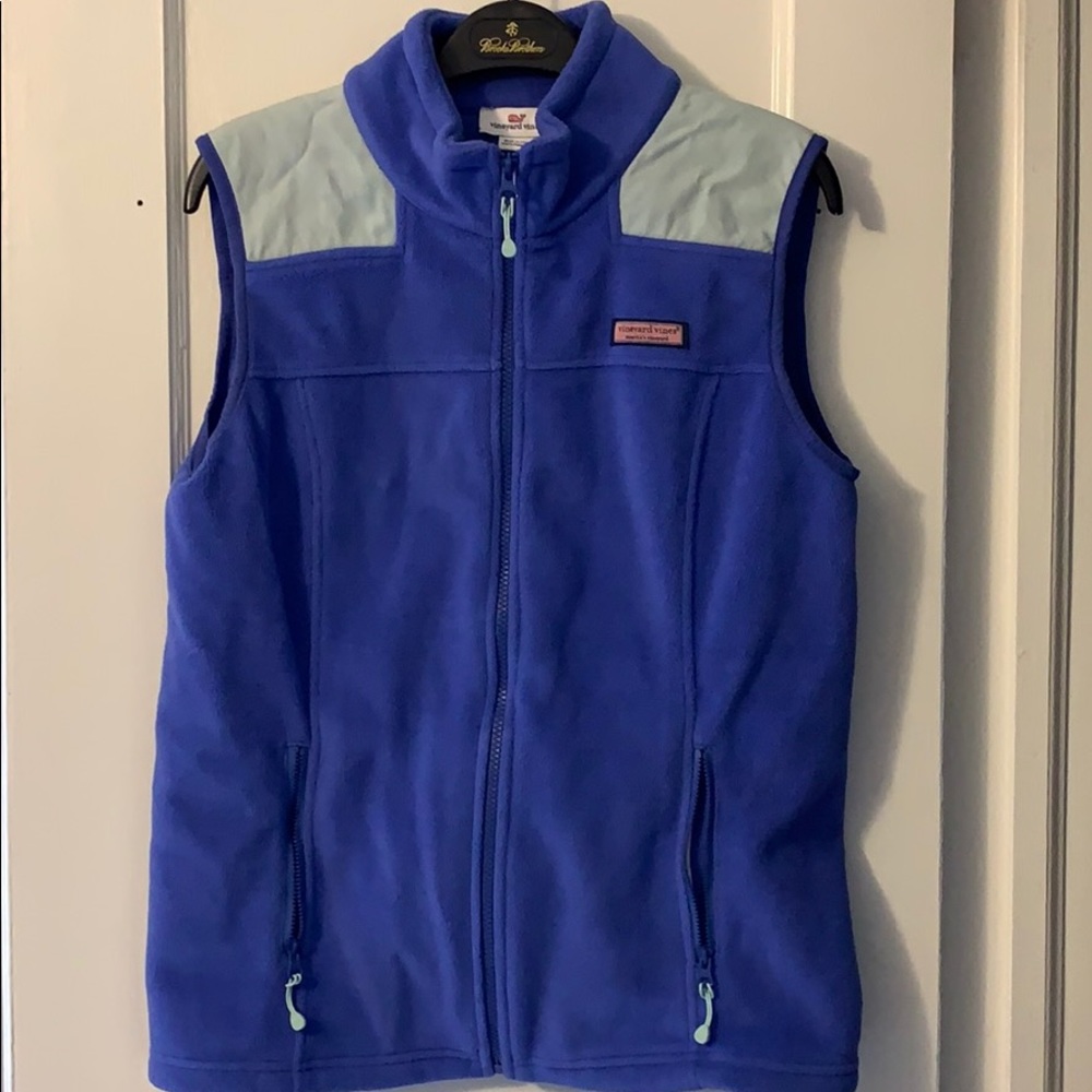 Women’s Vineyard Vines Vest